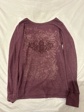 Women's Plum Long Sleeve Graphic Top with Subtle Embellishment
